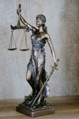 Justitia